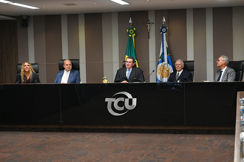 TCU e MPTCU homenageiam José Sarney pelos 40 anos da redemocratização do Brasil