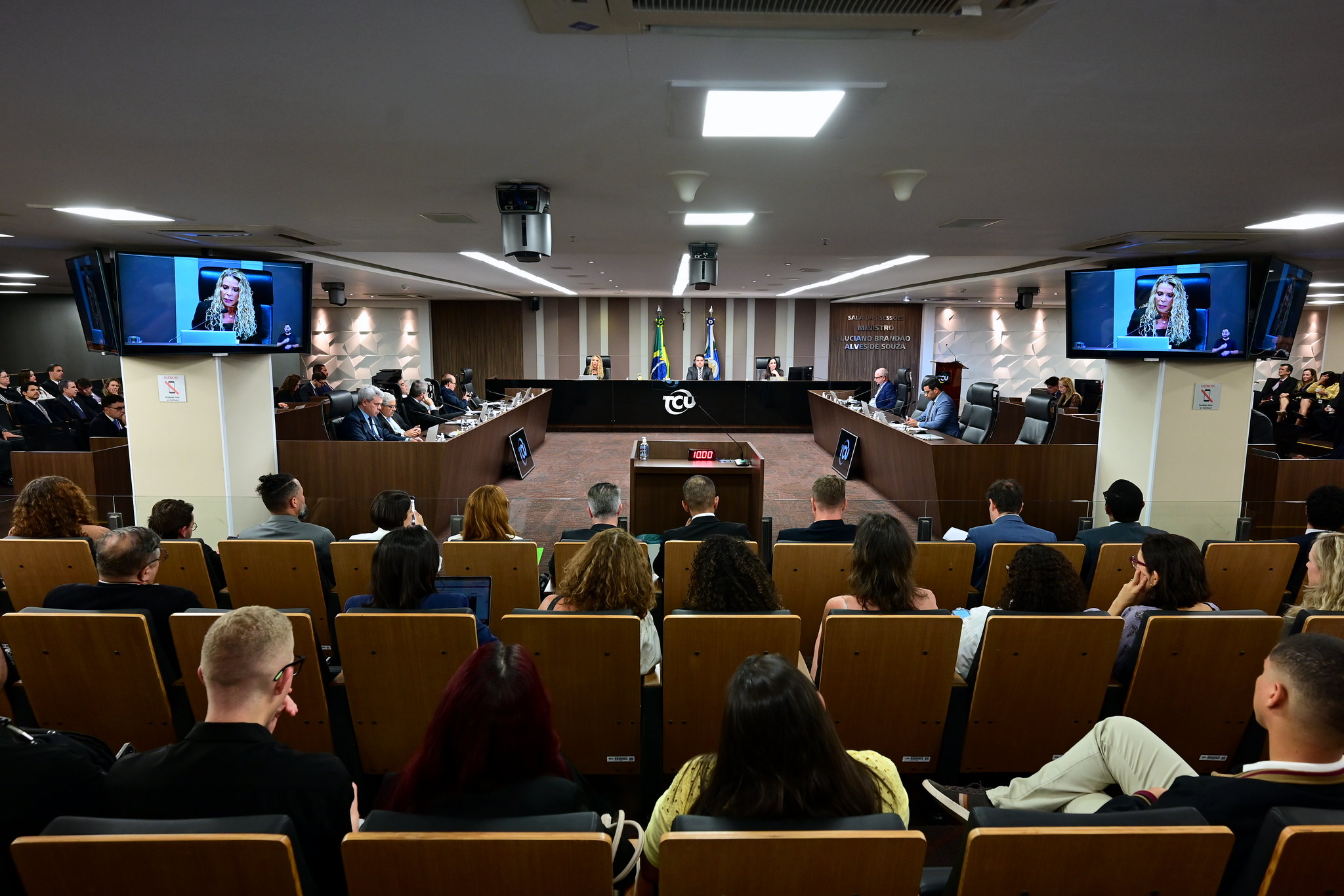 Sessão Plenário Ordinária – A partir das 14h30. Acompanhe ao vivo.